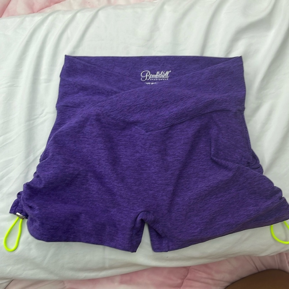 Bombshell sportswear